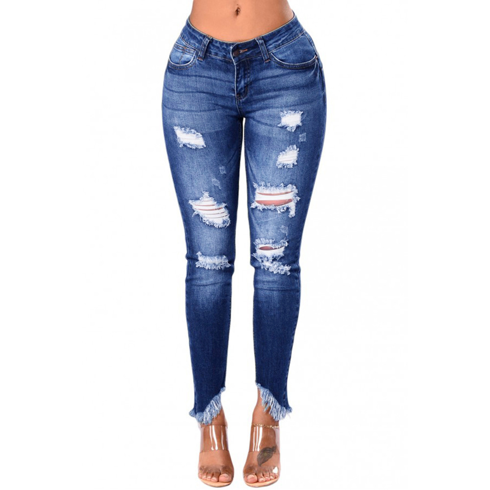 Slim-fitting butt-lifting ripped low-rise jeans